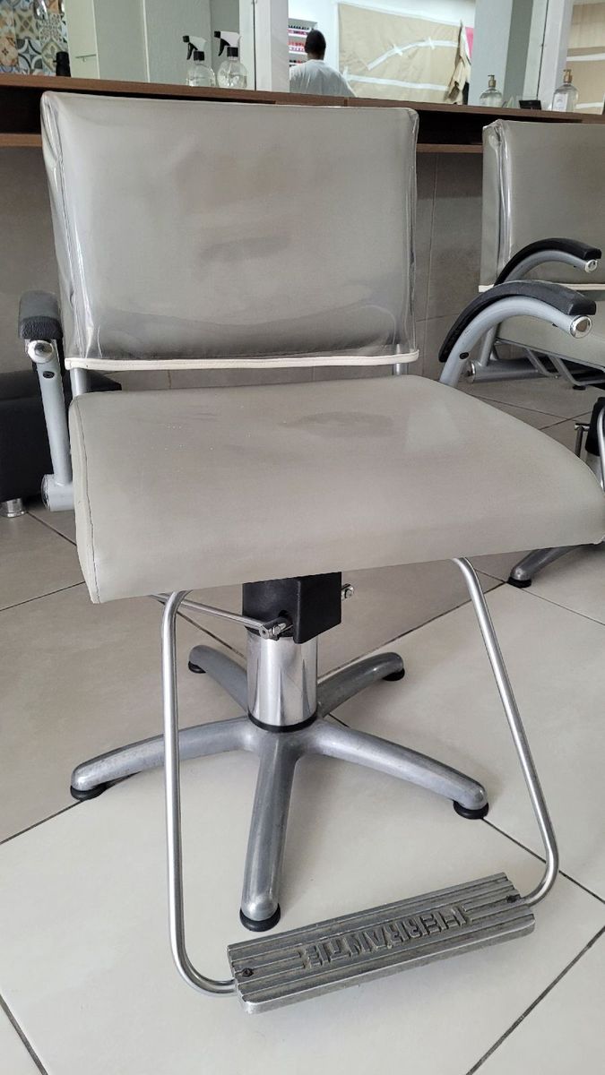 Cadeira de Barbeiro | Produto Masculino Ferrante Nunca Usado 19578531 |  enjoei