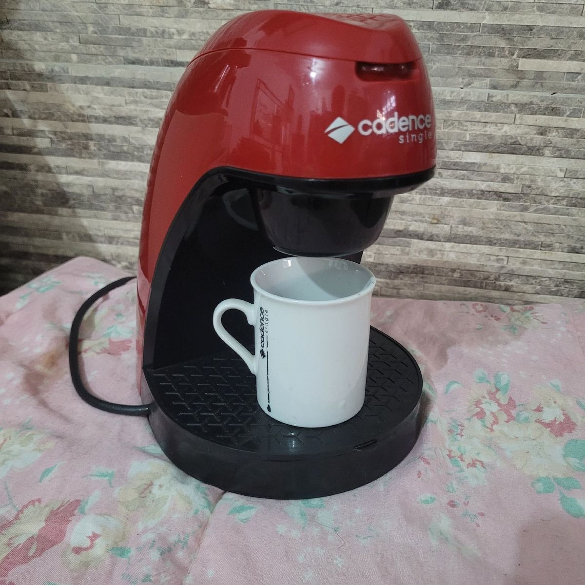 Cafeteira Cadence Vermelha 220v | Eletrodoméstico Cadence Usado ...