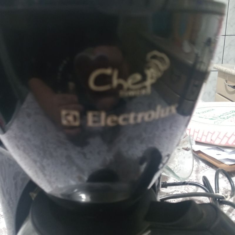 Vendo excelente cafeteira elétrica de cápsulas - Utilidades domésticas -  Recanto, Rio das Ostras 1257067401