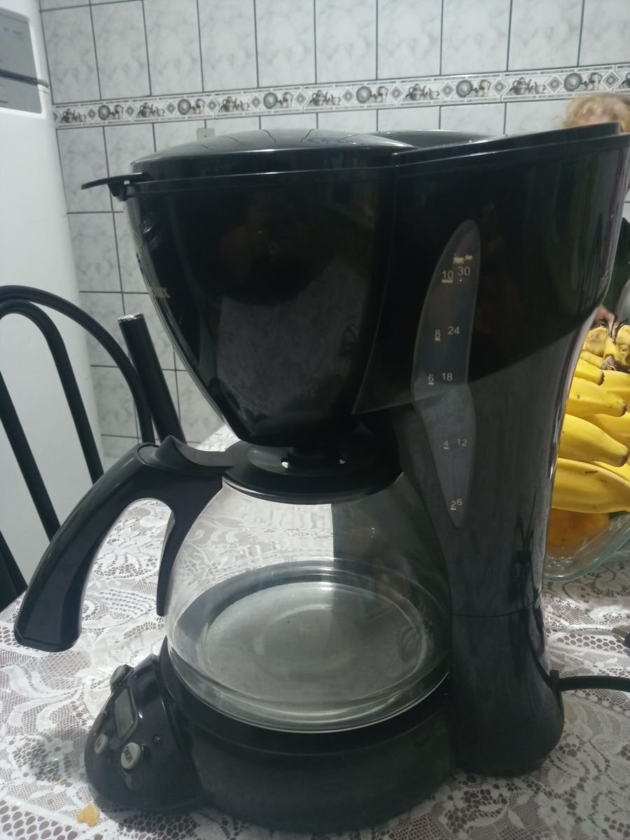 Vendo excelente cafeteira elétrica de cápsulas - Utilidades domésticas -  Recanto, Rio das Ostras 1257067401