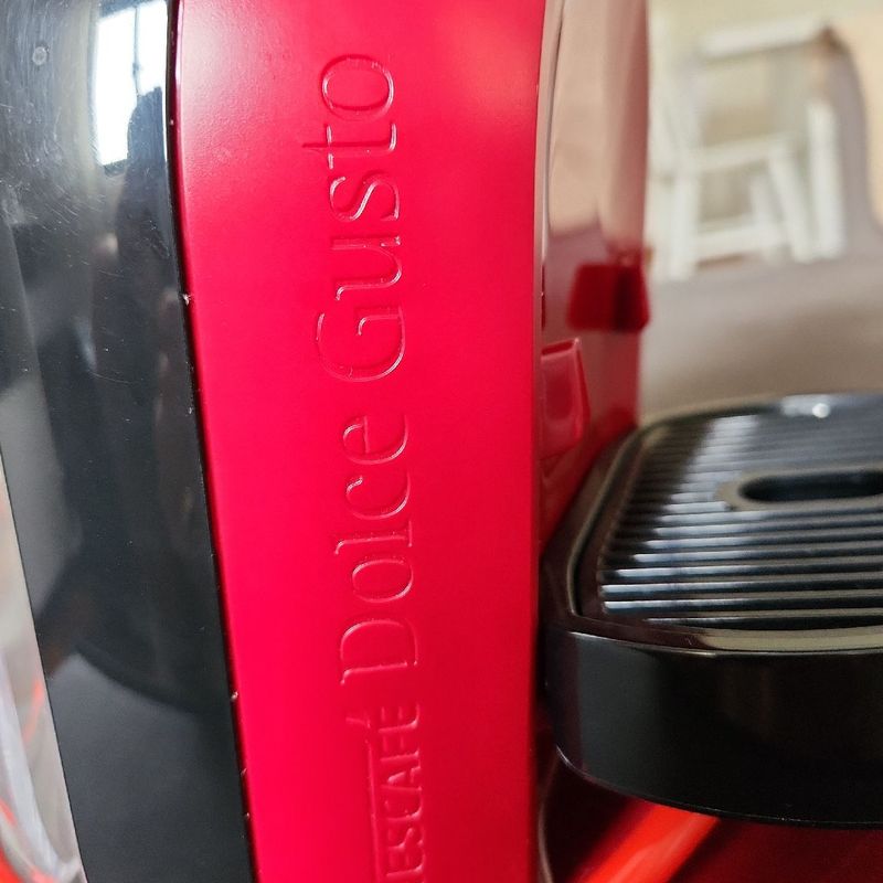 Máquina Café Expresso Arno Dolce Gusto Vermelha Mini Me 110v