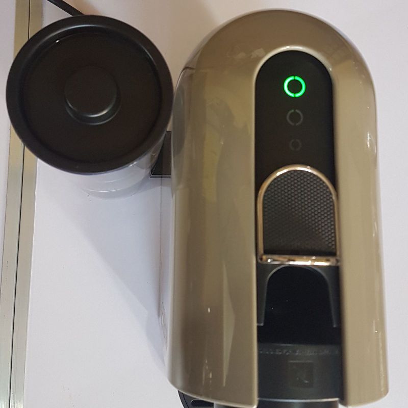 Cafeteira Nespresso C50 U 110v Bege | Item Info & Eletro Cafeteira Nespresso C50 U 110v Bege | Item Info & Eletro