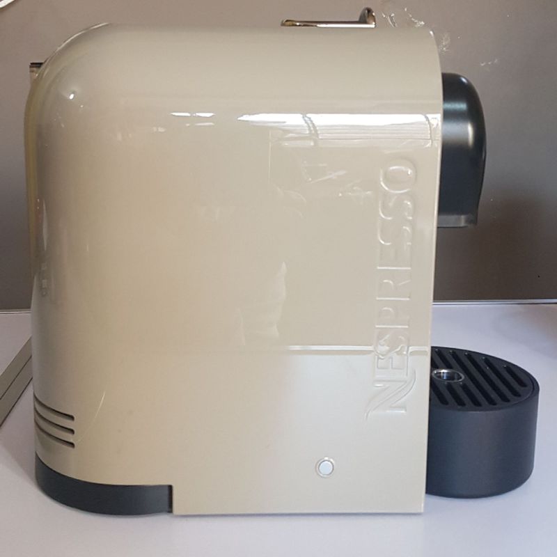 Cafeteira Nespresso C50 U 110v Bege | Item Info & Eletro Cafeteira Nespresso C50 U 110v Bege | Item Info & Eletro