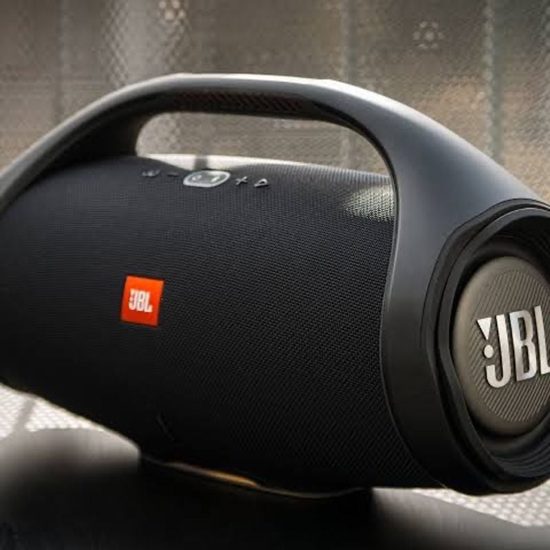 Caixa de Som Jbl Boombox 2 Preta 35cm 80w Aprova D Água Portátil e