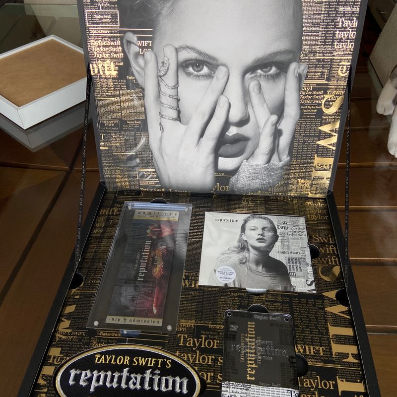 Caixa Vip Taylor Swift Reputation Stadium Tour 2018 | Item de