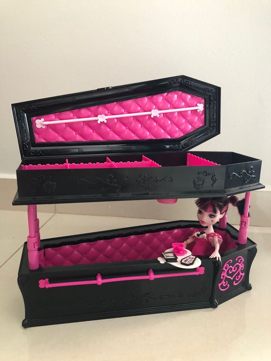 Caixão Monster High + Boneca Draculaura | Brinquedo Mattel Usado ...