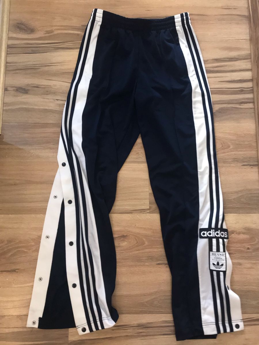 calça adidas aberta na lateral