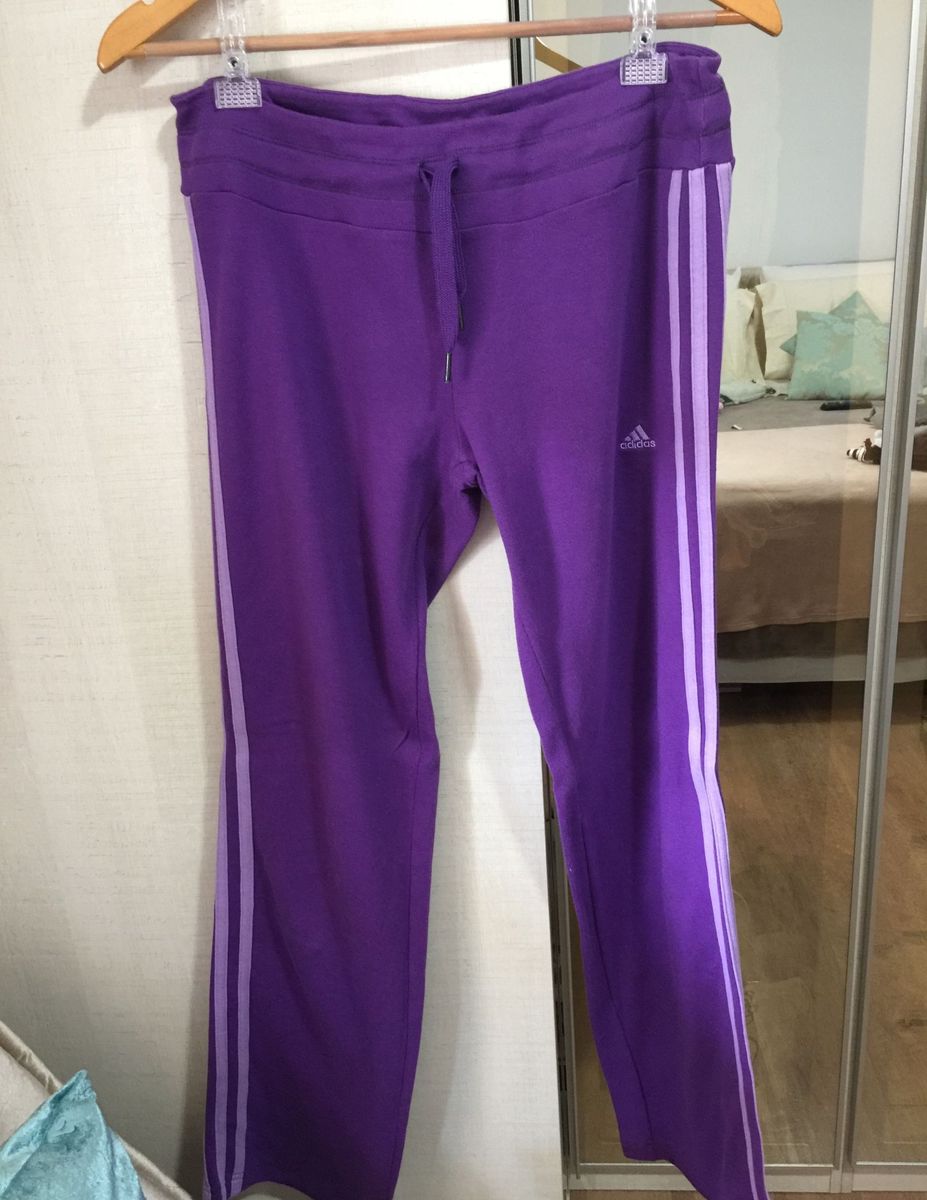 calça adidas roxa