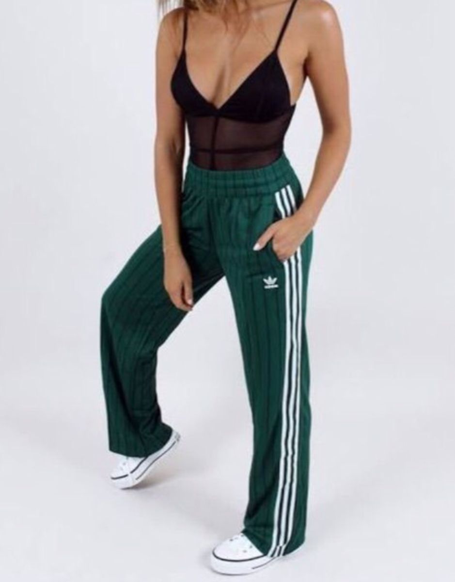 calça adidas listrada