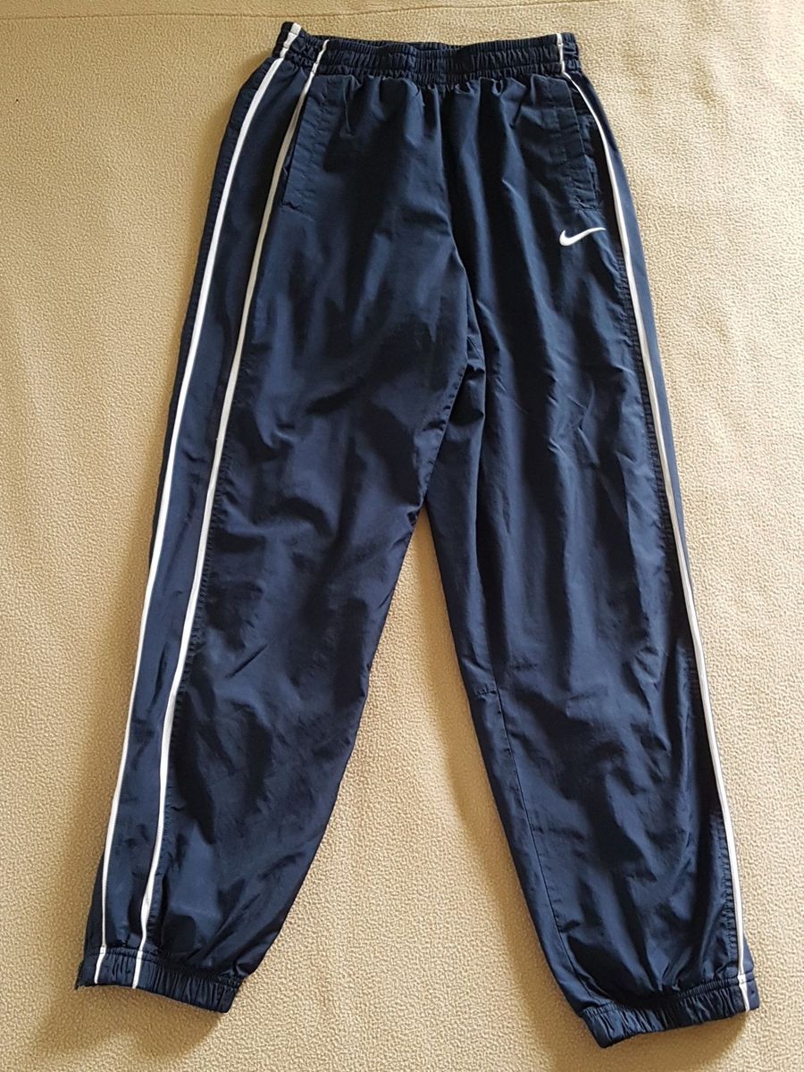 calça de agasalho nike