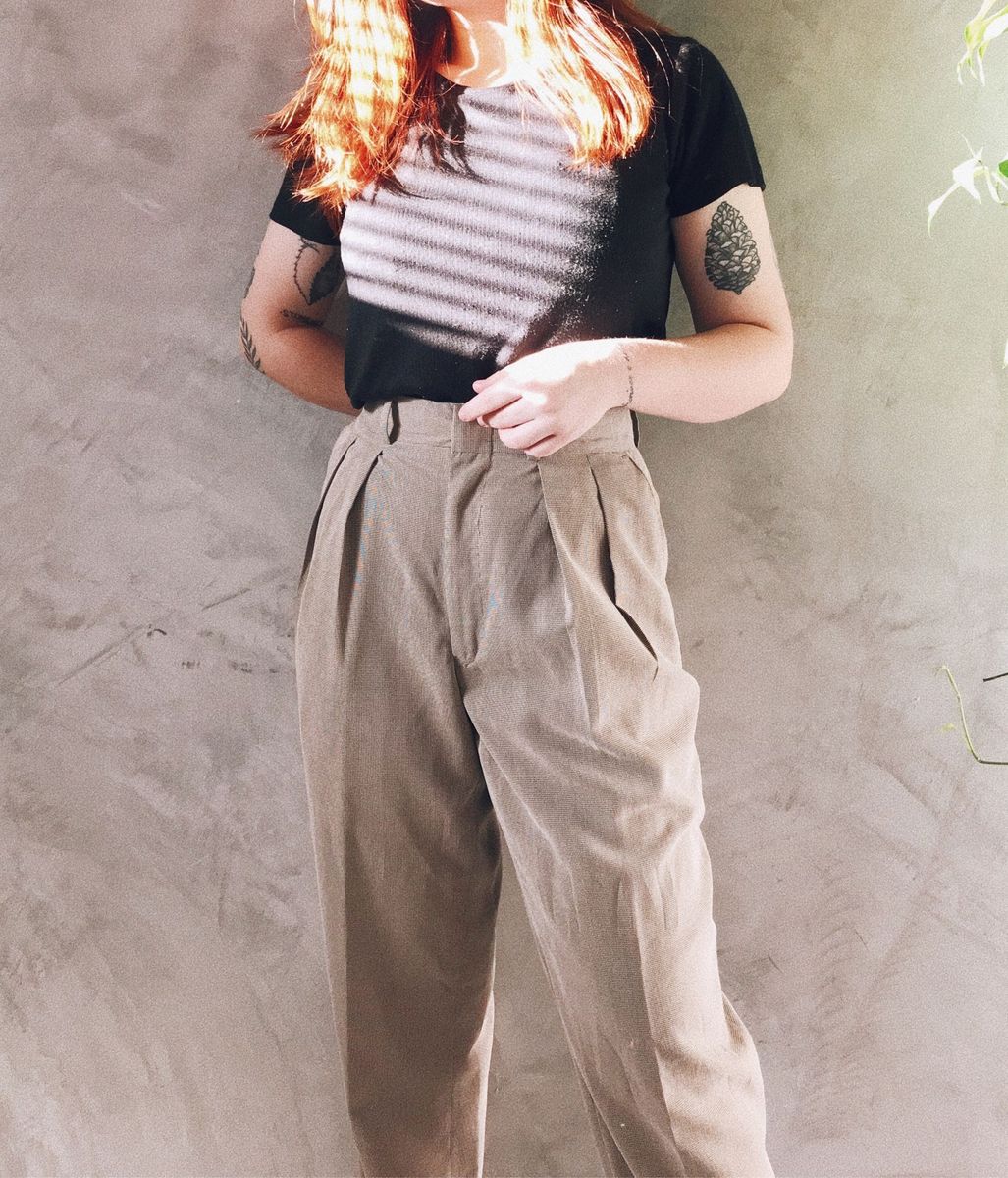 calça alfaiataria bege feminina
