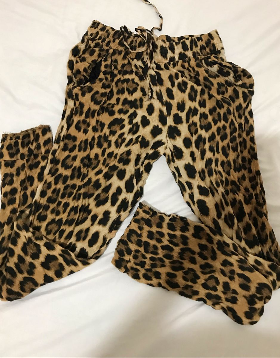 calça animal print feminina