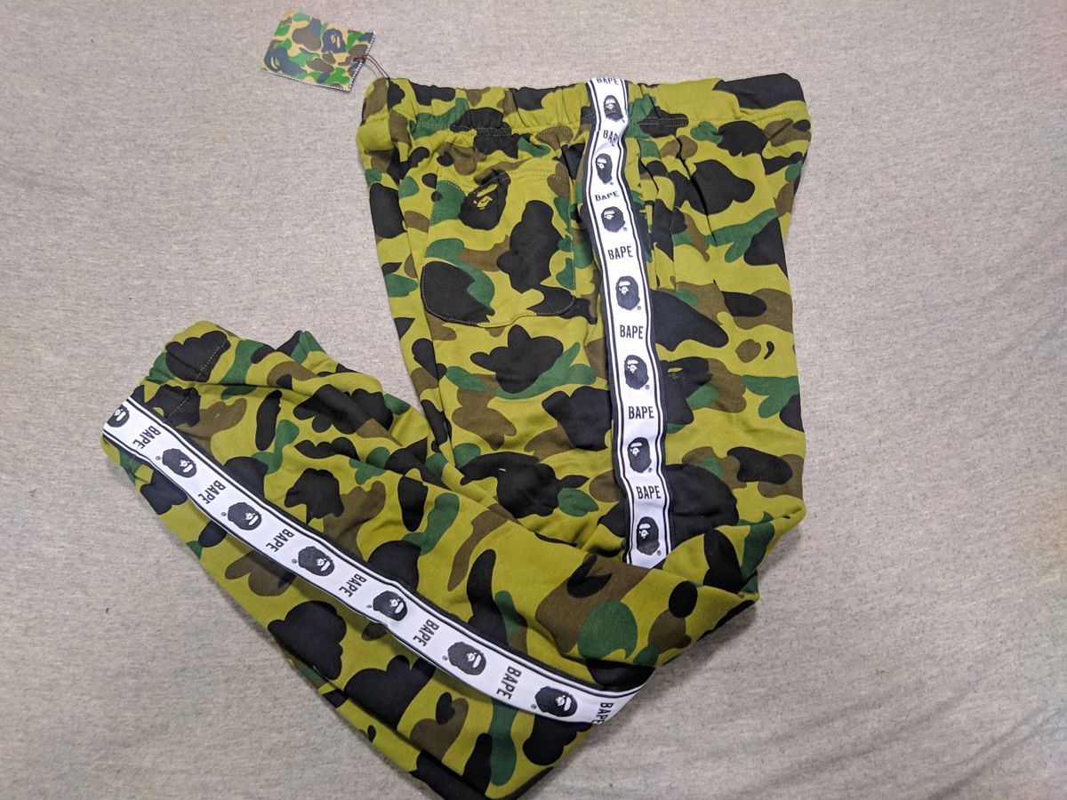 Calca Bape Moletom Camuflado Verde Skinny Supreme Off White The North Face Nike Adidas Blusa Bermuda Cal a Masculina Nunca Usado 92244427 enjoei