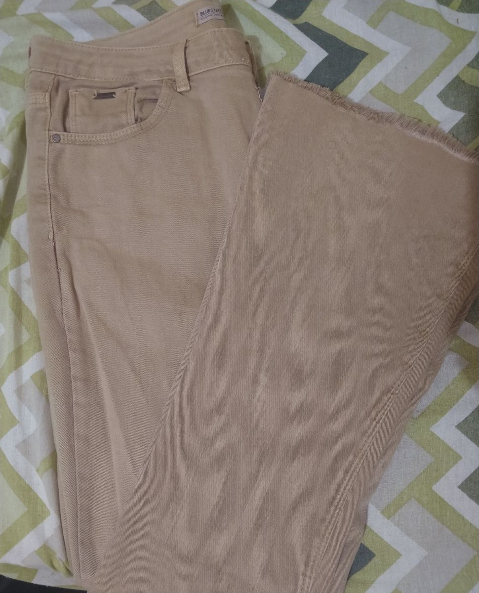 calça bege feminina renner