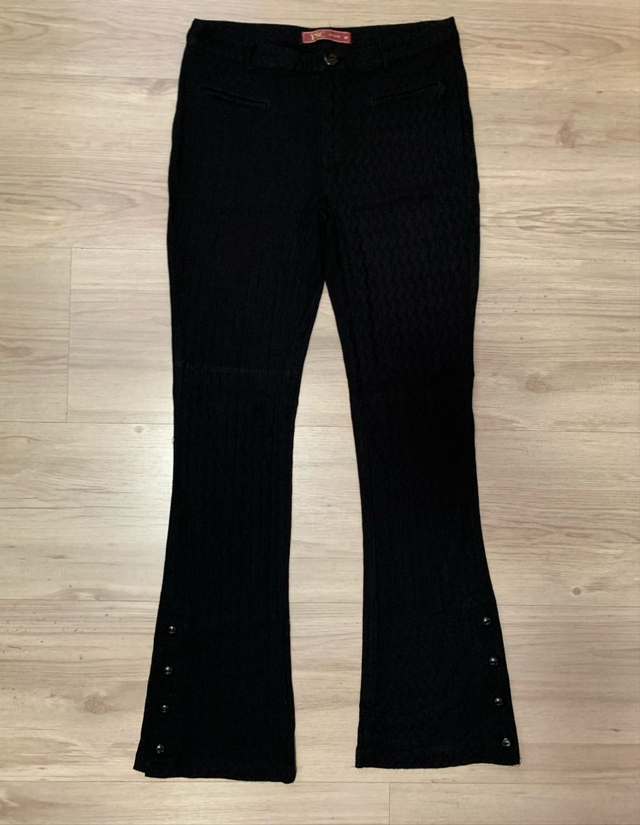 calça flare preta tecido mole