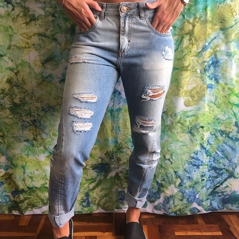 Fashion calça jeans boyfriend rasgadinha