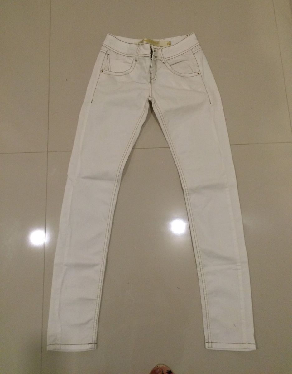 calca branca morena rosa