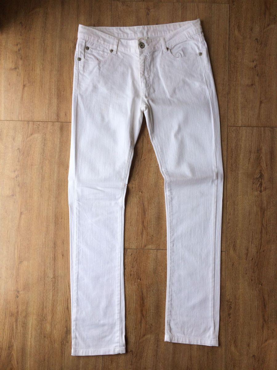 zara calças brancas