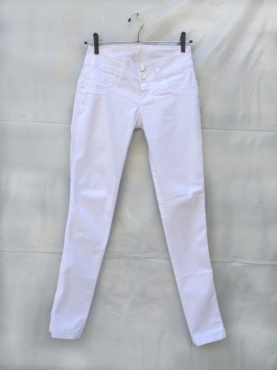 calça branca bivik