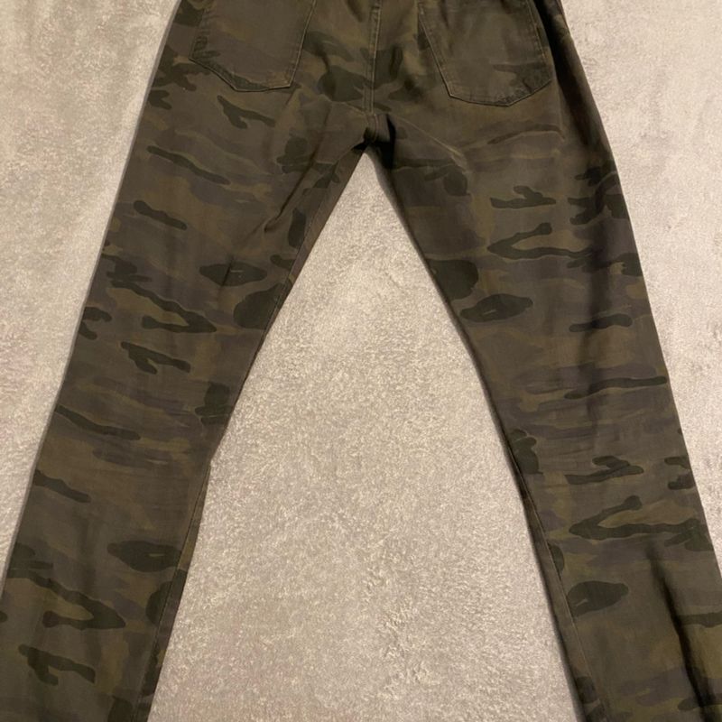 Calça camuflada hot sale masculina renner