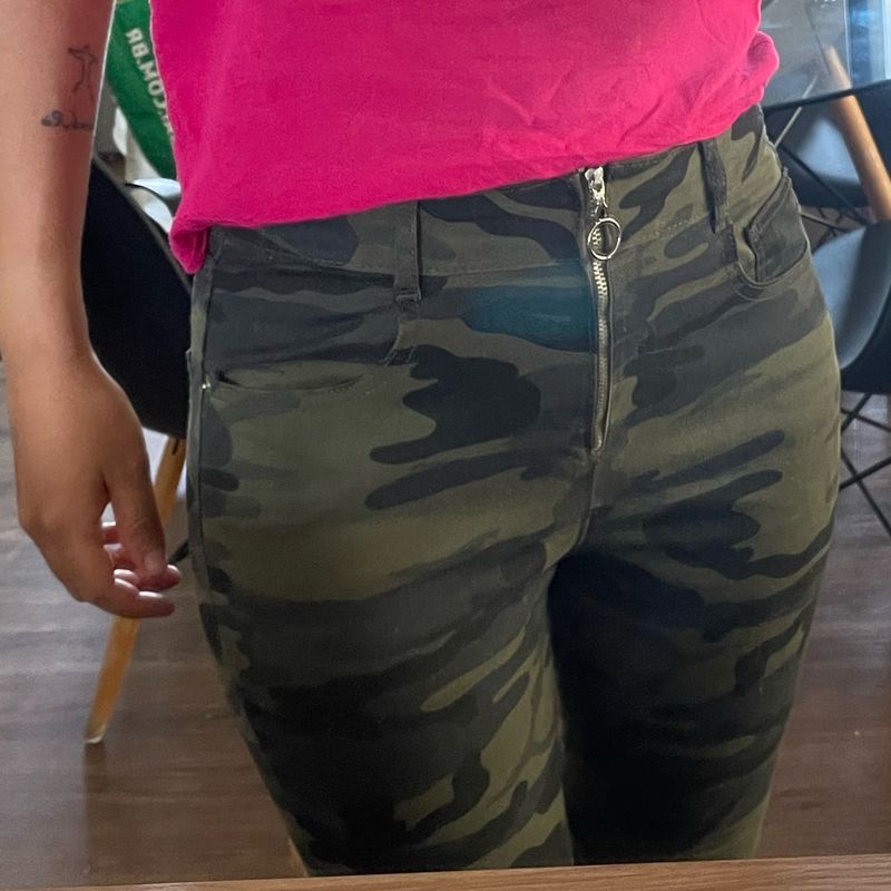 Calça camuflada hot sale feminina marisa