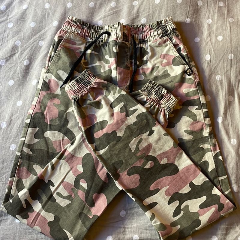 Cal a Camuflada Kings Sneakers Cal a Feminina King Sneakers Usado 85008834 enjoei