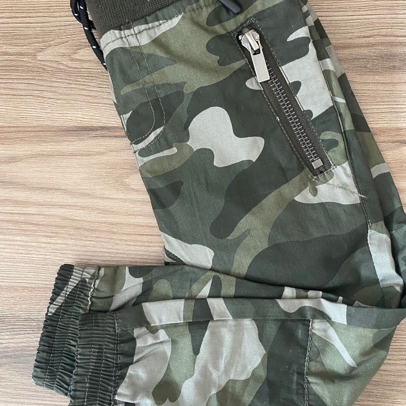 Calça camuflada best sale na renner