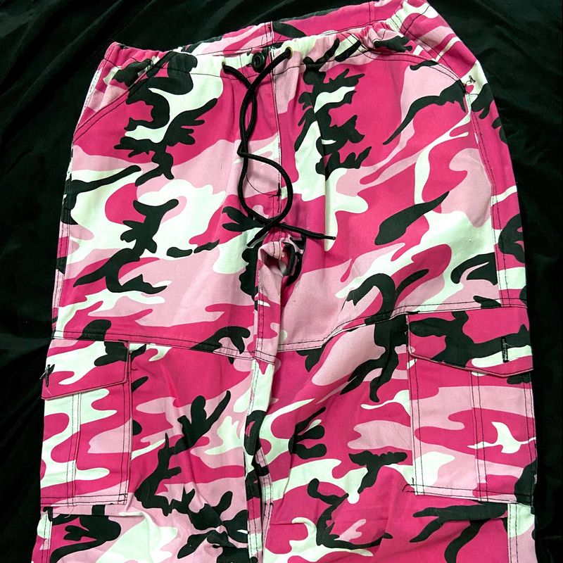 Calça store rosa camuflada