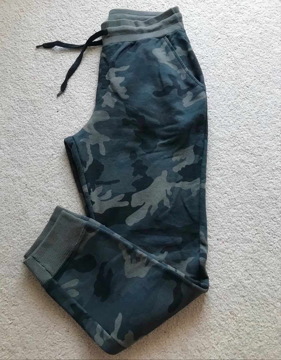 calça camuflada unissex