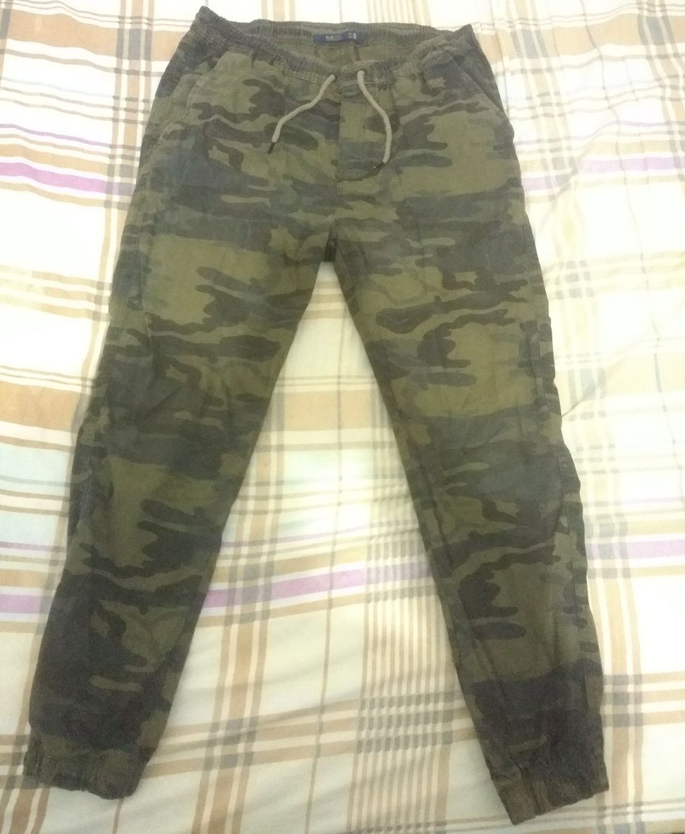 calça camuflada lojas renner