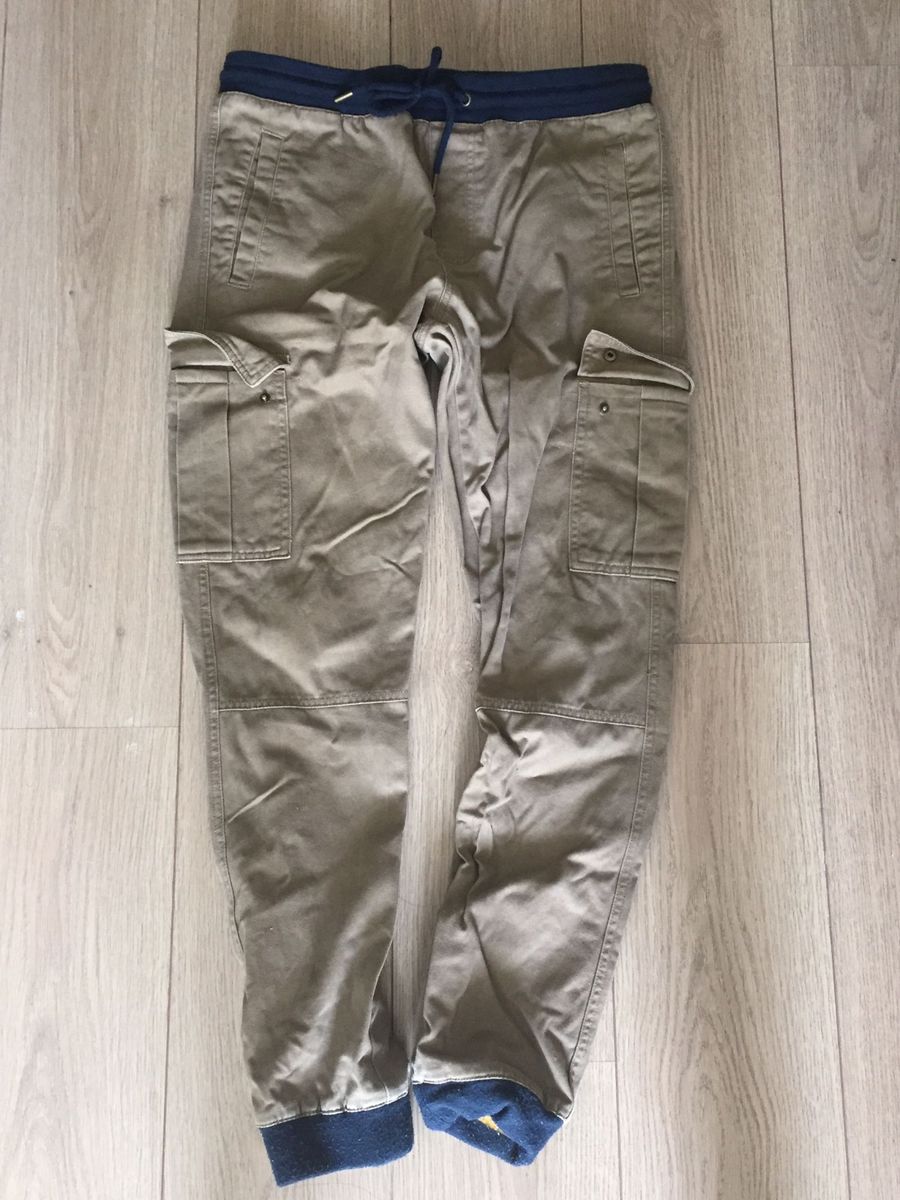 calça cargo forever 21