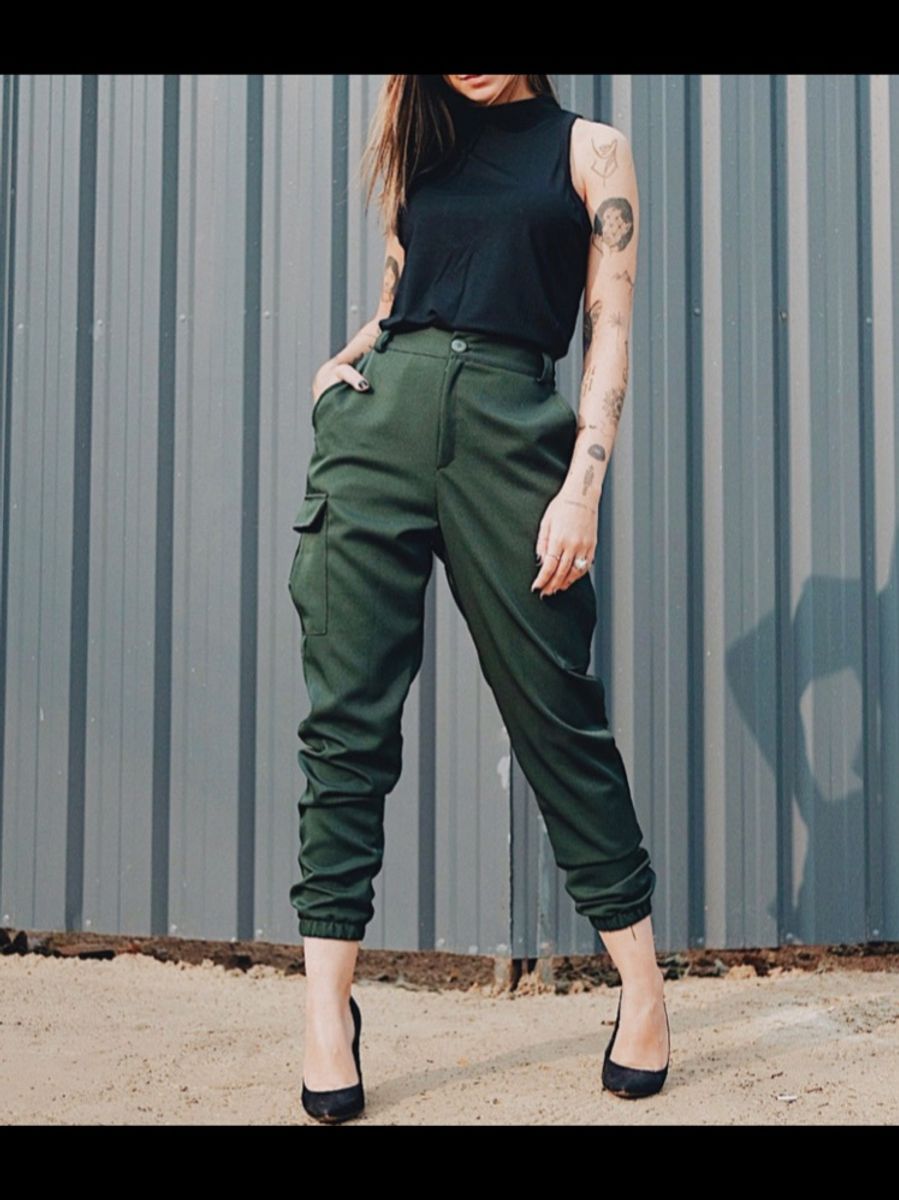 calça verde militar feminina