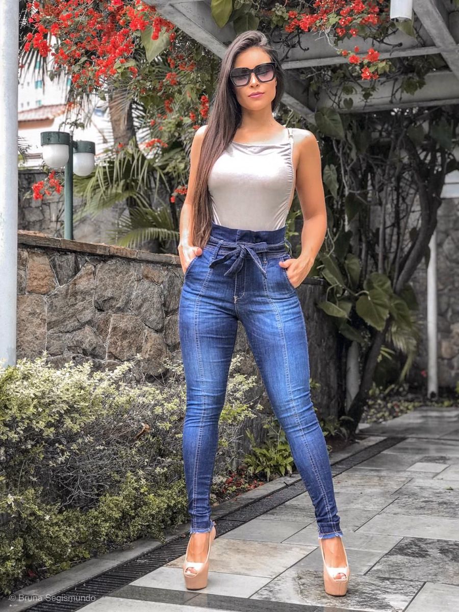 calça jeans cintura alta clochard