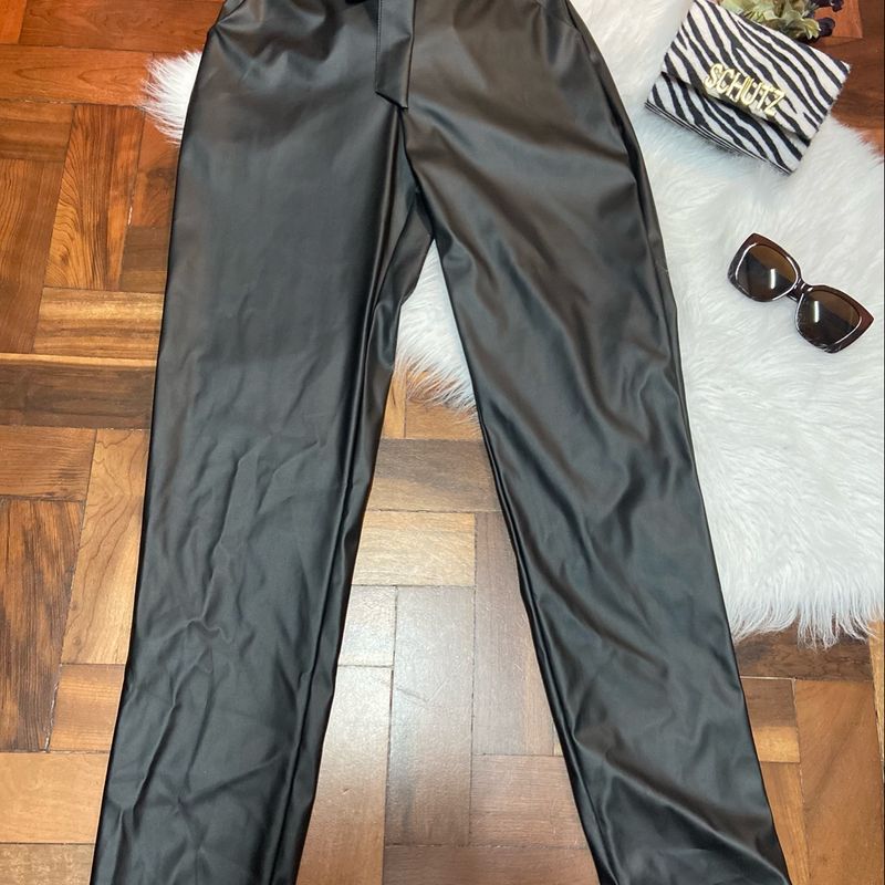 Calça clochard hot sale couro fake