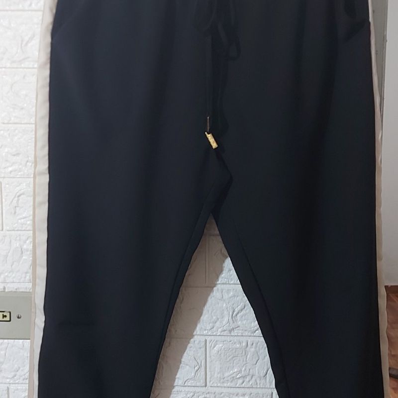 Calça feminina com elastico best sale no tornozelo