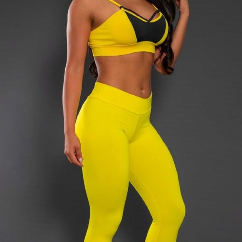 https://photos.enjoei.com.br/calca-corsario-suplex-calca-legging-academia-fitness-amarela-tamanho-m-81309776/800x800/czM6Ly9waG90b3MuZW5qb2VpLmNvbS5ici9wcm9kdWN0cy8yOTAzODc1MS8wNzE0Njg0ZjlmYTk4MWM0Y2U5OGE1MTNiYjZlZGVhNy5qcGc