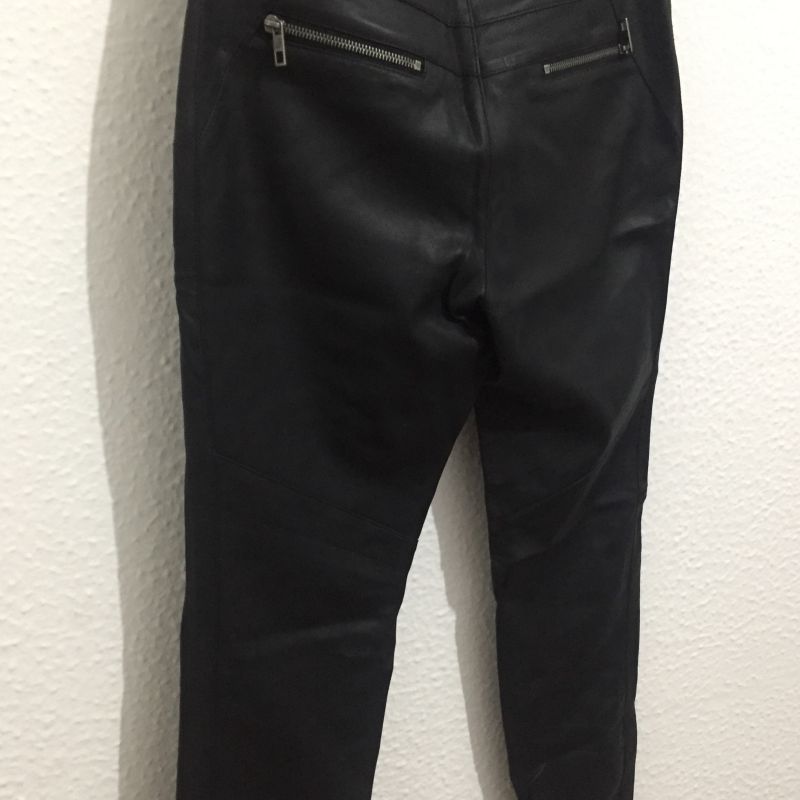 Calça Couro Fake Karl Lagerfeld para Riachuelo Calça Feminina