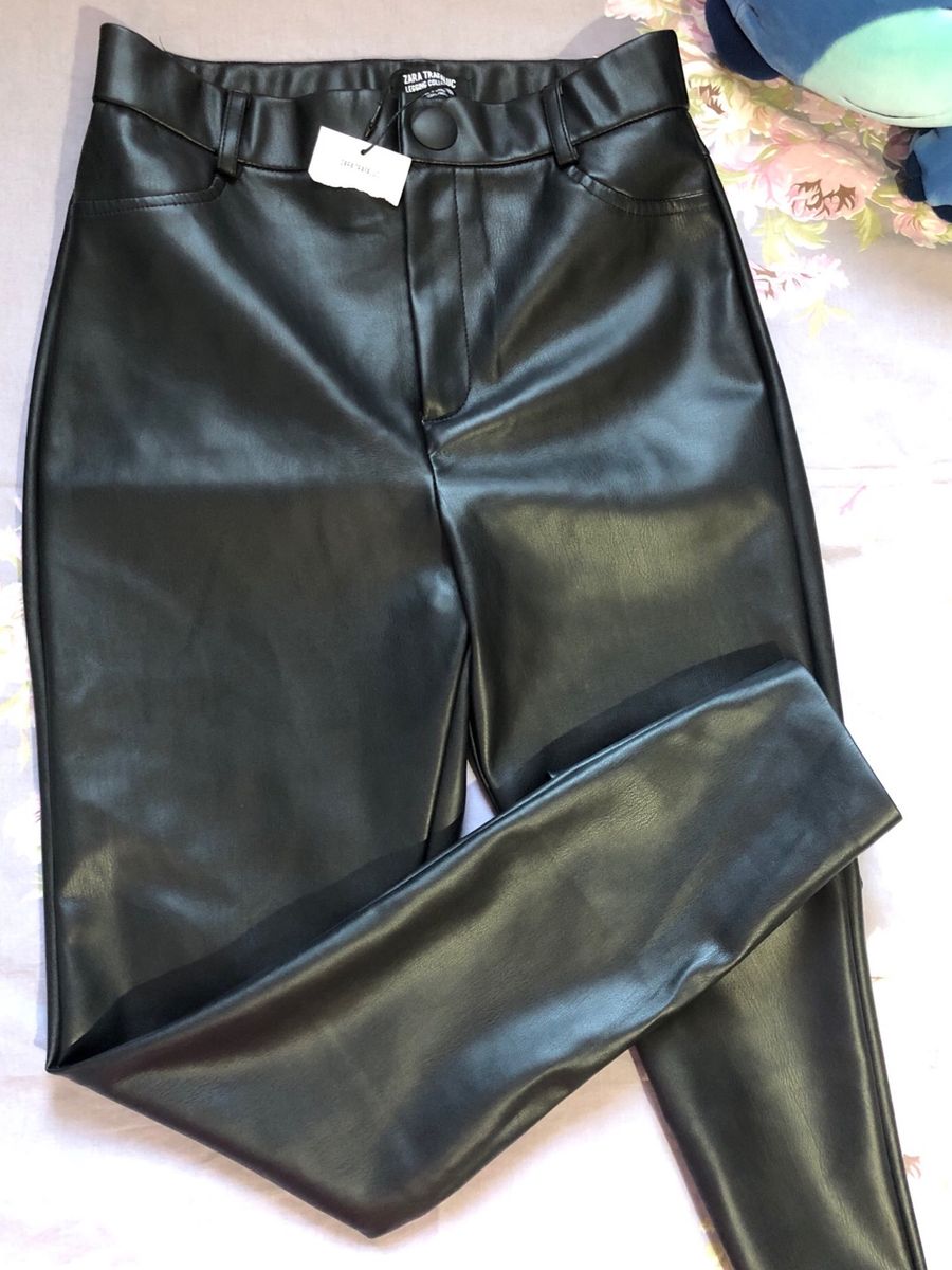 calça couro fake zara