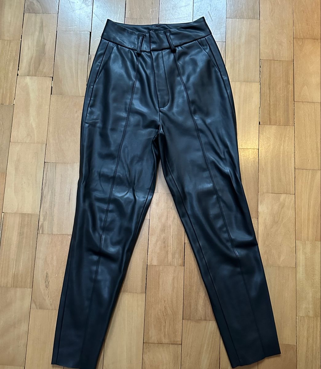 Calça couro hot sale sintetico riachuelo