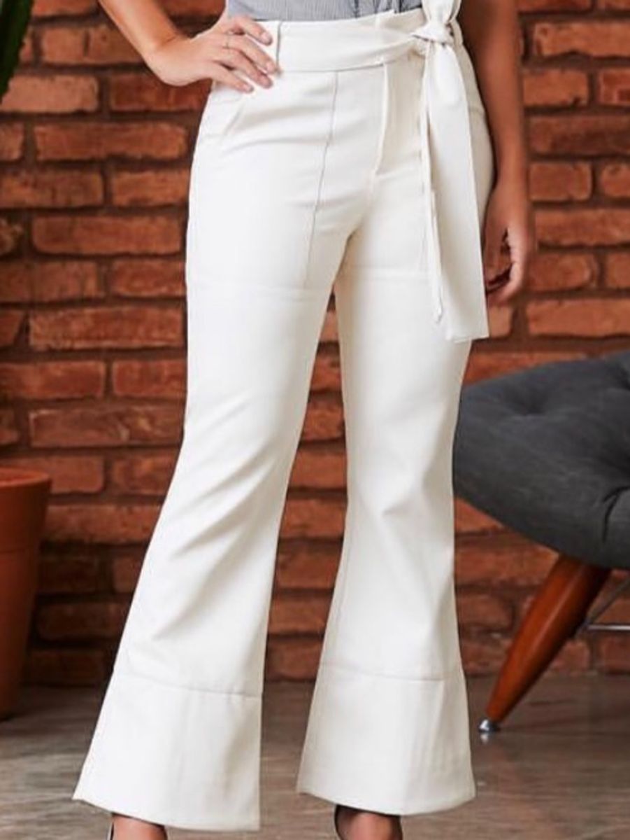 calça de couro branca feminina