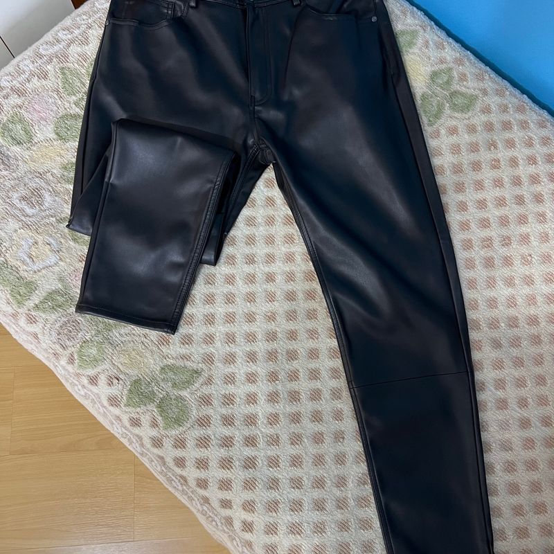 Calça couro hot sale sintetico zara