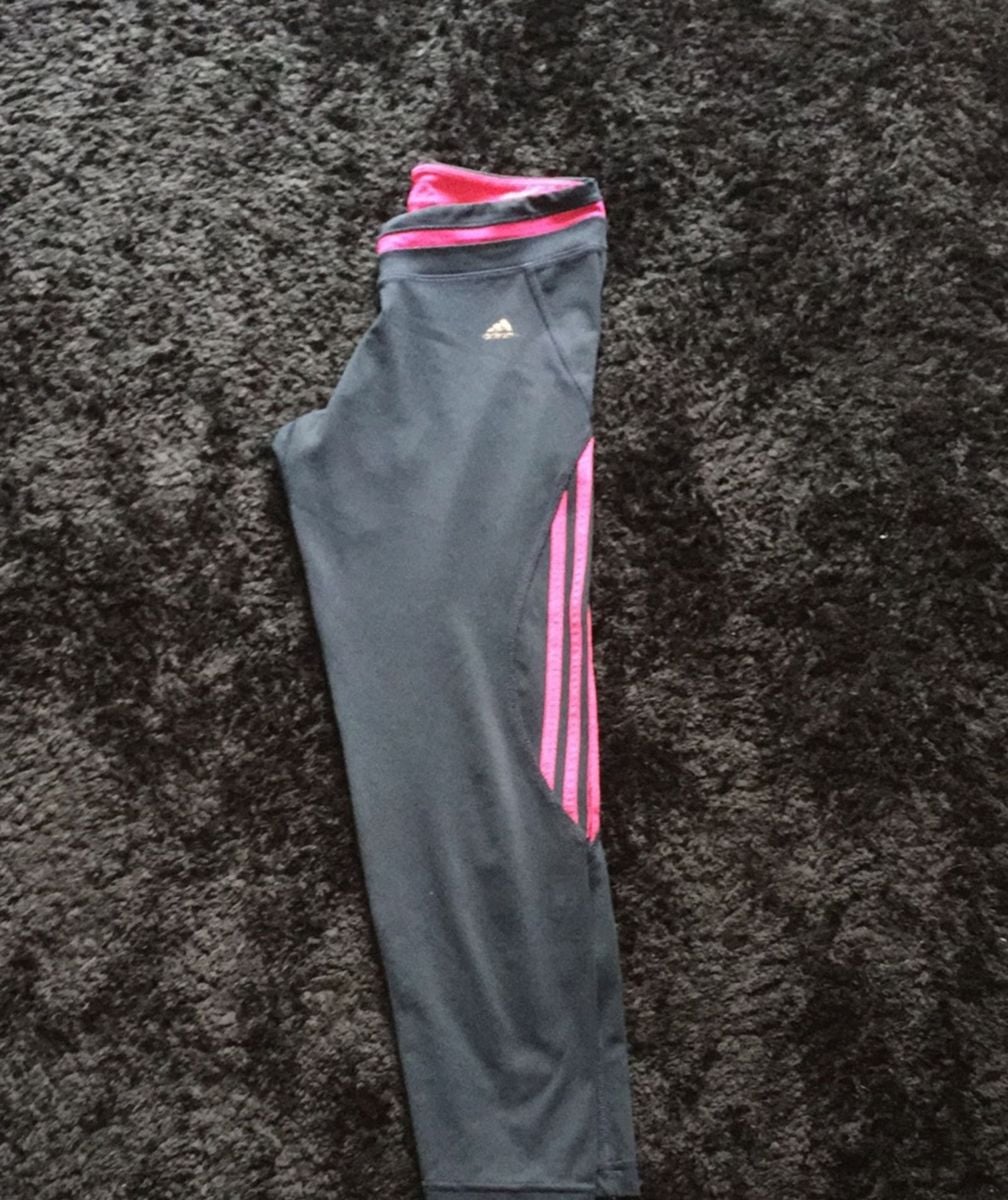 calça de ginastica adidas feminina