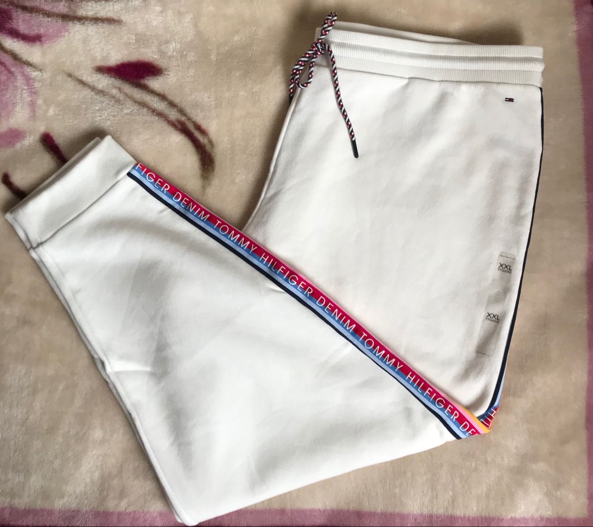 calça de moletom tommy hilfiger