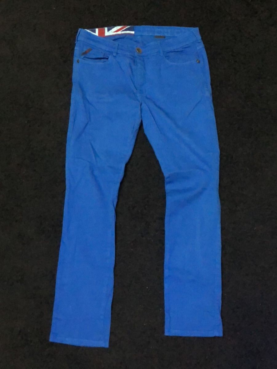 calça de sarja azul masculina