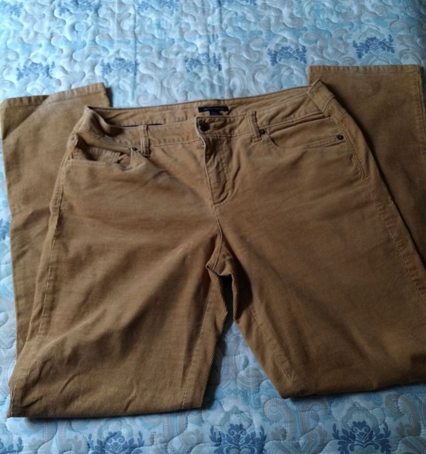 red camel cargo pants