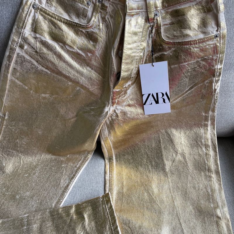 Gold metallic Zara pants  Moda de ropa, Ropa de moda, Ropa