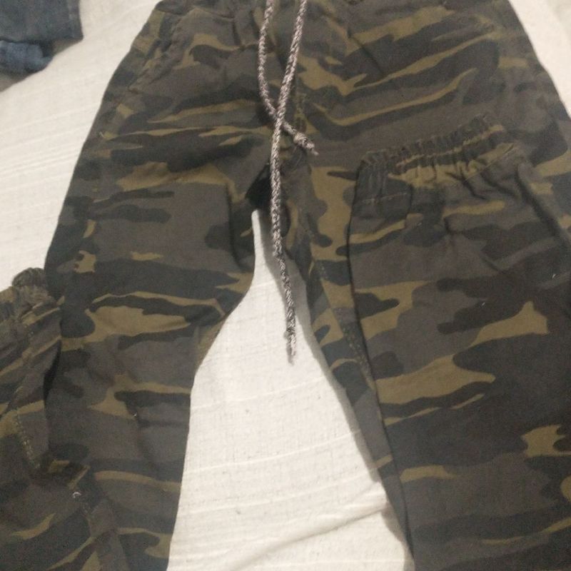 Calça best sale estampada exercito