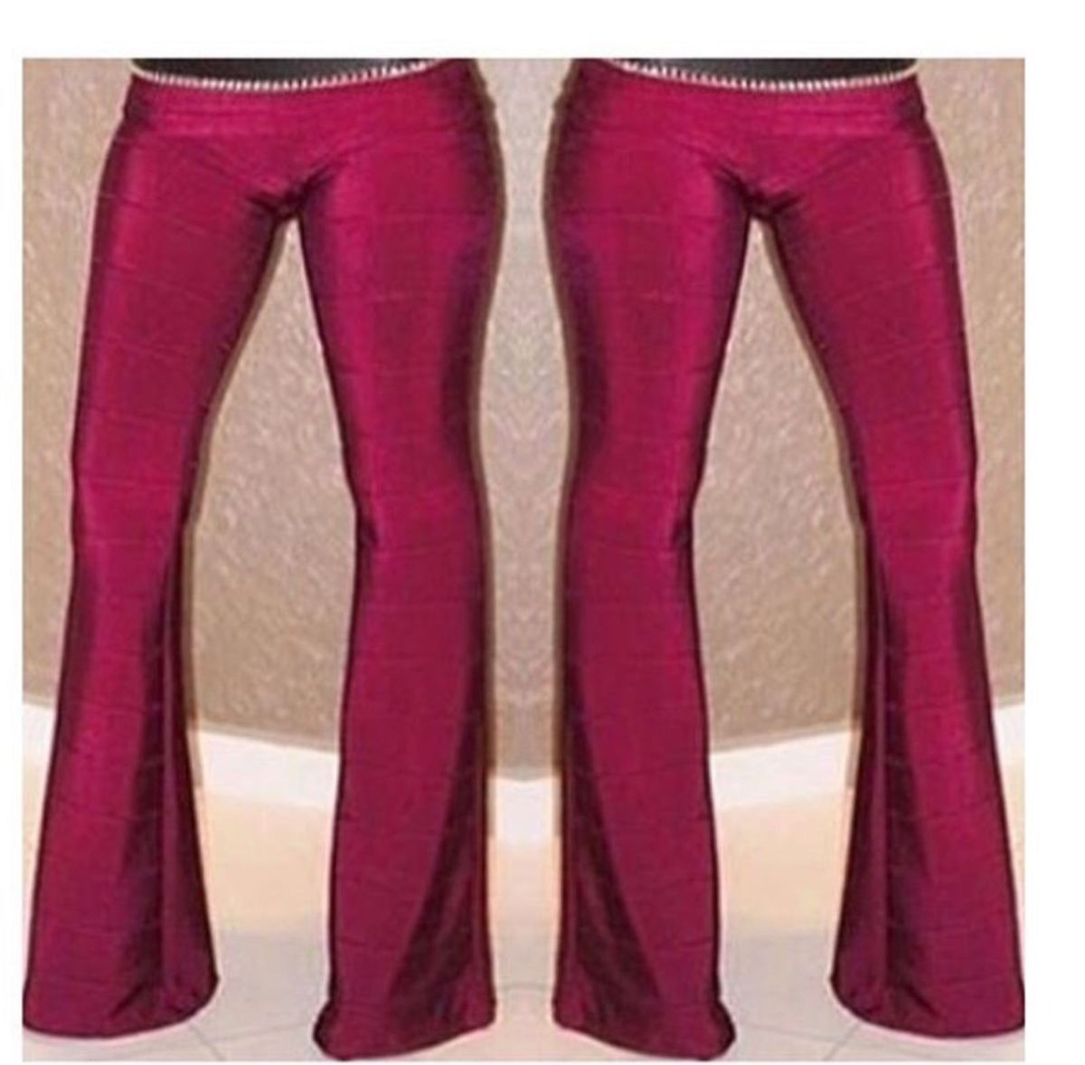 calça bandagem acetinada