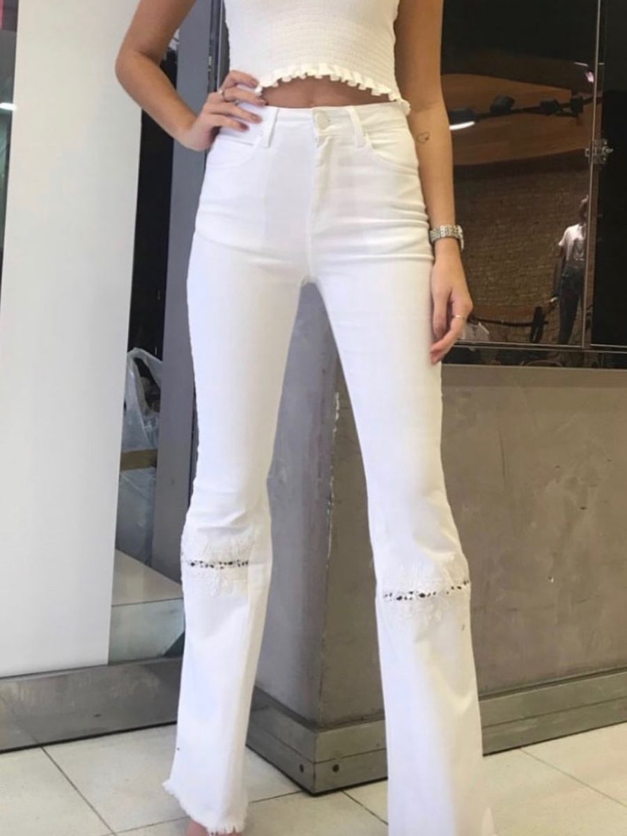 calça flare jeans branca