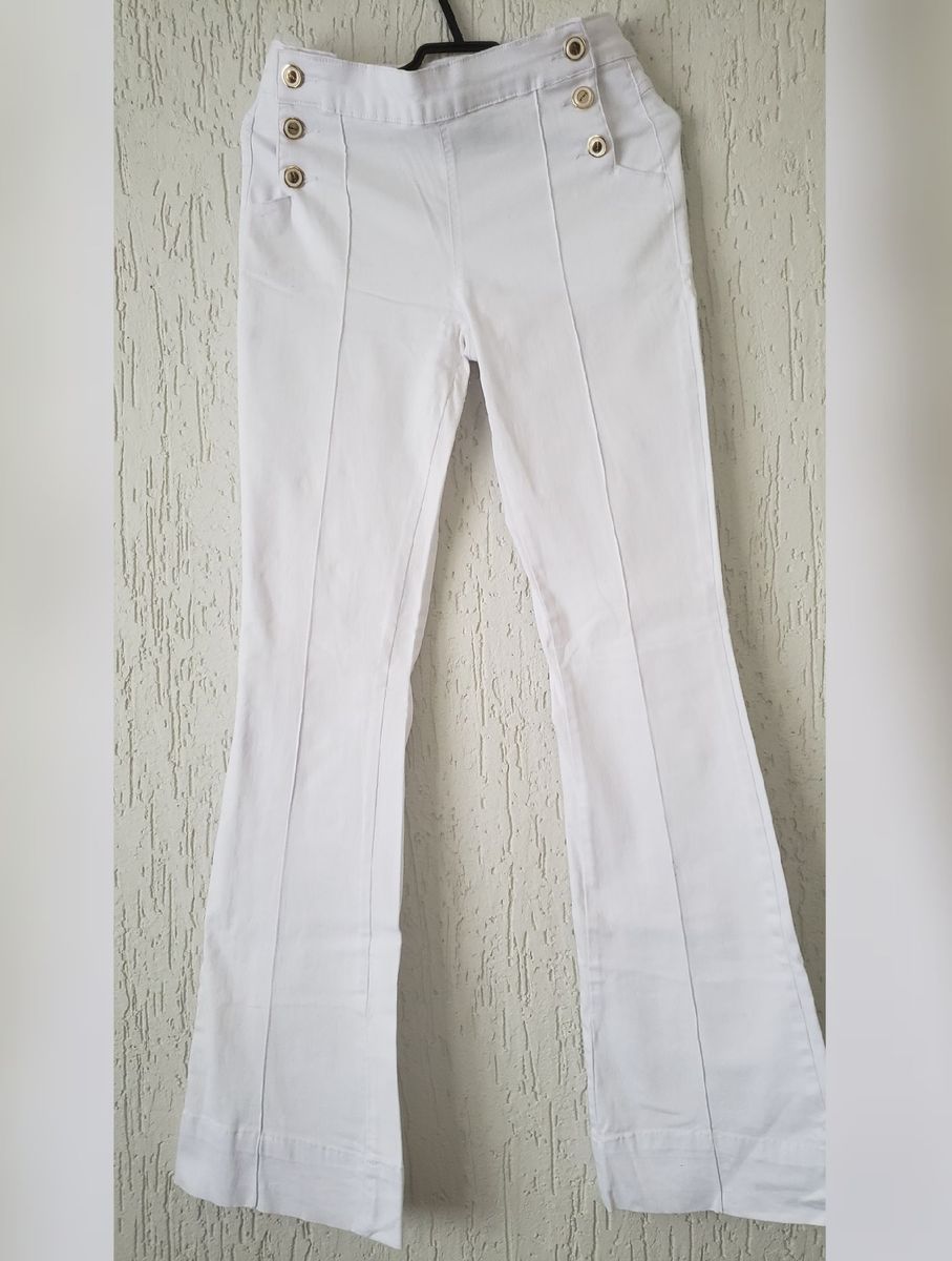 calça flare branca sawary
